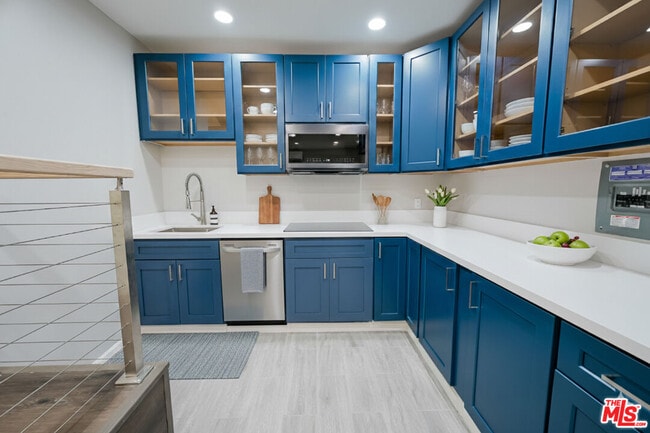 Foto del edificio - 4424 Noble Ave