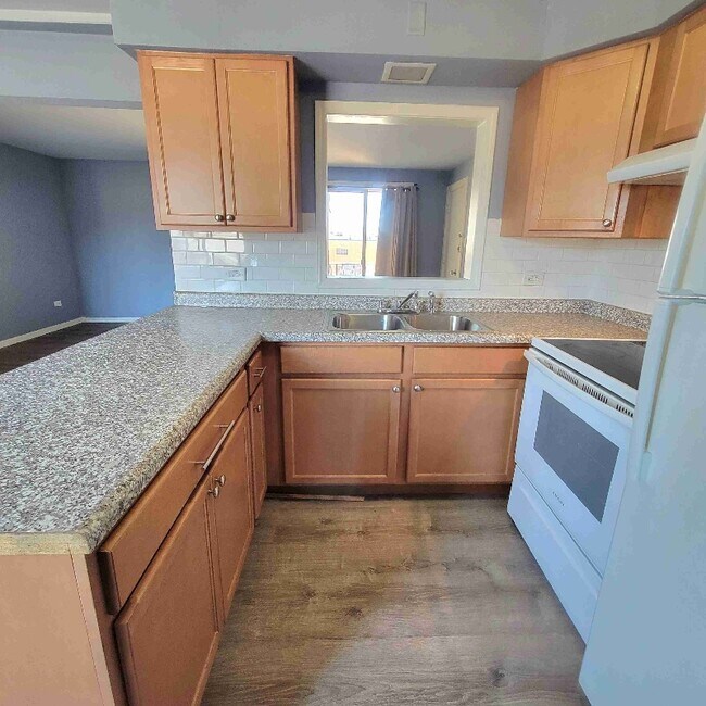 Foto del edificio - 6133 S Oak Park Ave