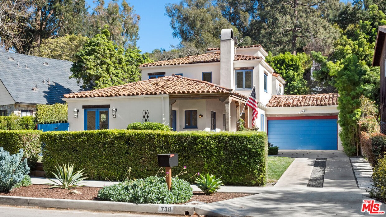 Foto principal - 738 San Lorenzo St