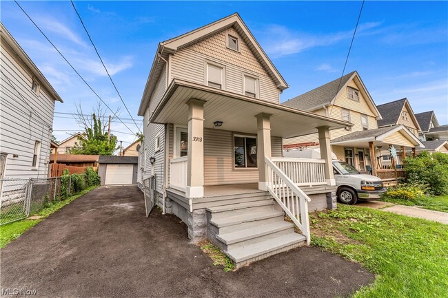 Building Photo - 3318 W 90th St