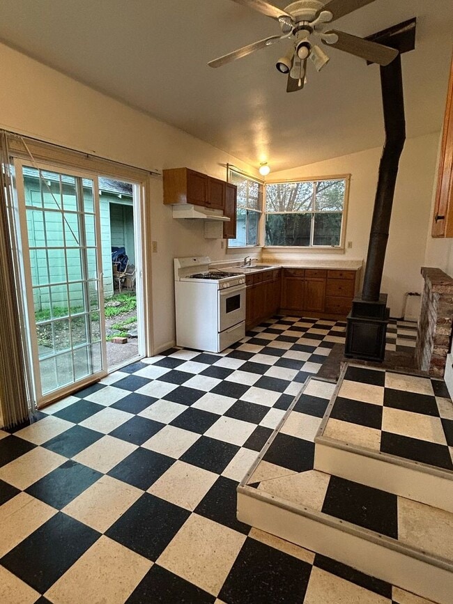 Foto del edificio - 1823 Mulberry St