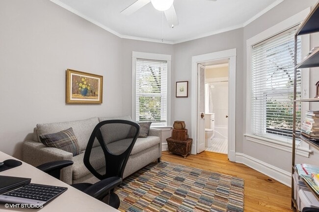 Foto del edificio - 935 Judson Ave