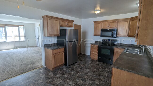 Foto del edificio - 920 F Ave NW