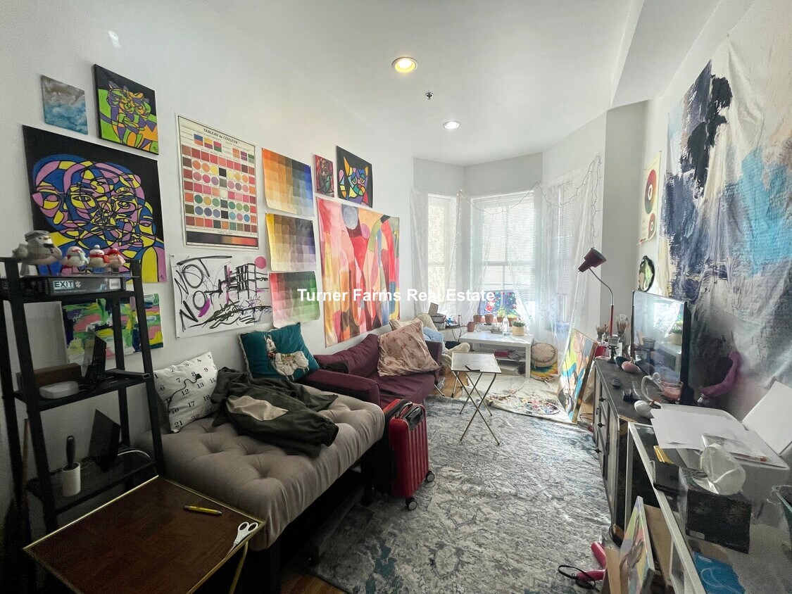 Foto principal - 243 Northampton St