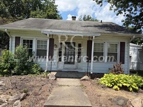 Building Photo - 1212 Robinson St