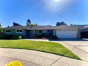 Building Photo - 38537 Kerlin St