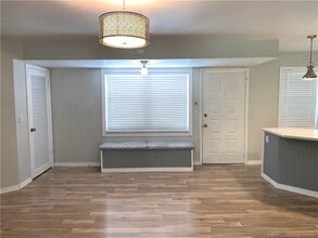 Building Photo - 3302 SE Aster Ln