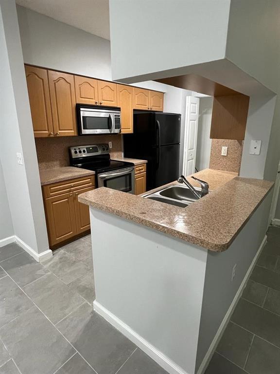 Foto principal - 11793 W Atlantic Blvd