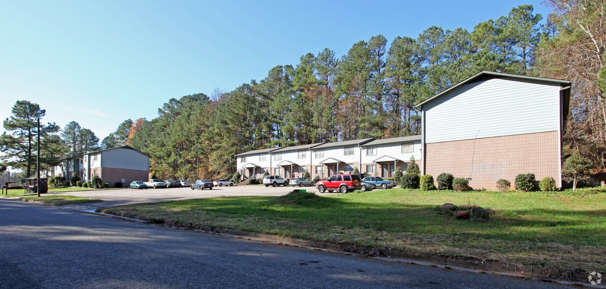 Building Photo - Delmont Townes Apartments