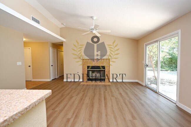 Building Photo - 6353 N Brix Ave
