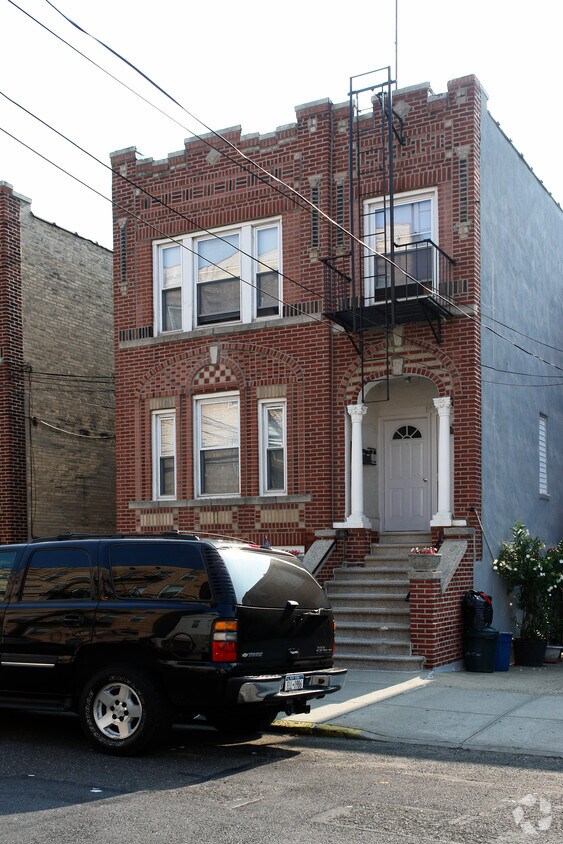 1920 Hobart Ave, Bronx, NY 10461 Apartments in Bronx, NY