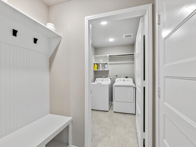 Foto del edificio - 2901 Yaupon Grove Ln