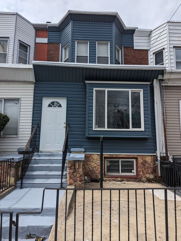 Primary Photo - Large Home - West Philadelphia