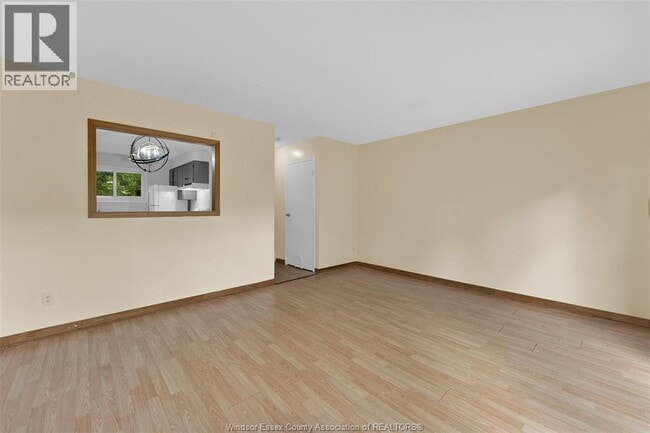 Photo du bâtiment - 6206 Thornberry Crescent