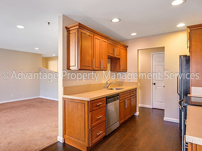 Building Photo - 8975 Alcosta Blvd