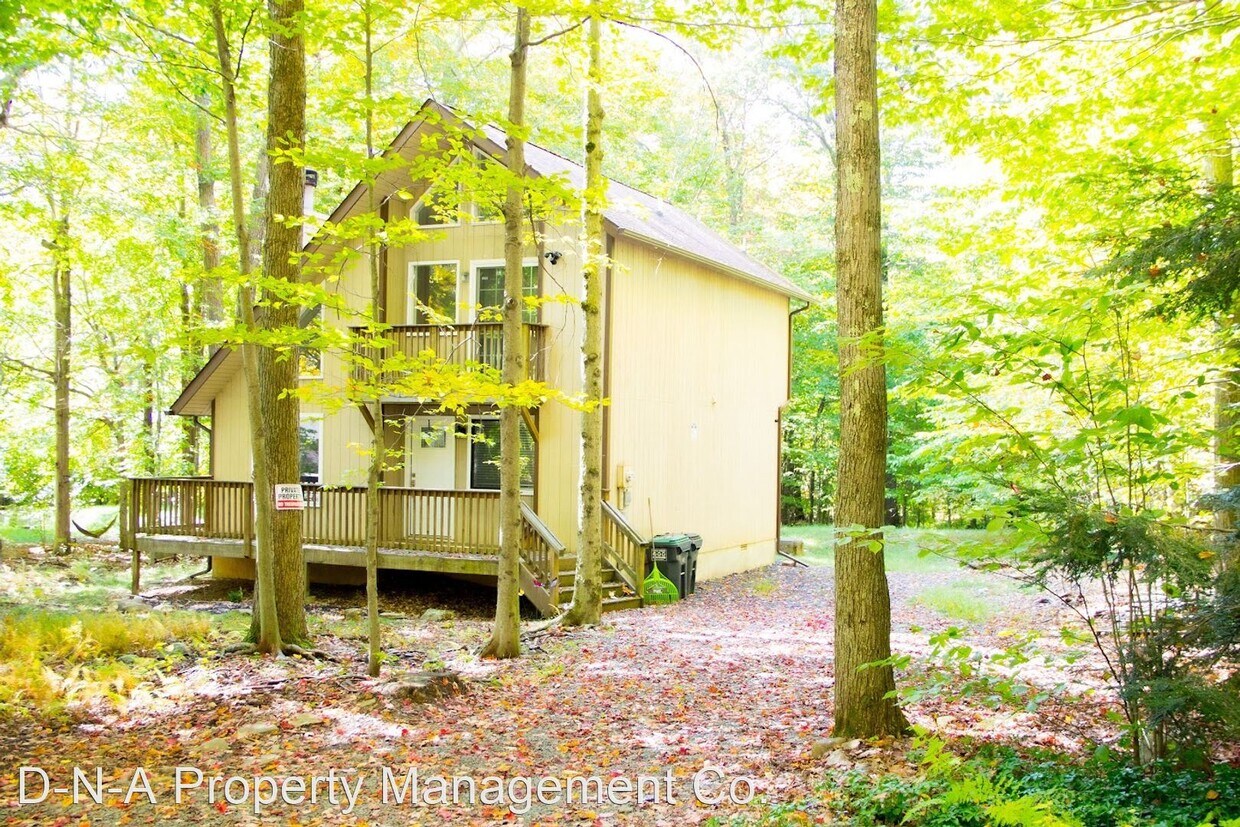 3 br, 2 bath House 4109 Rosetree Circle House Rental in Tobyhanna