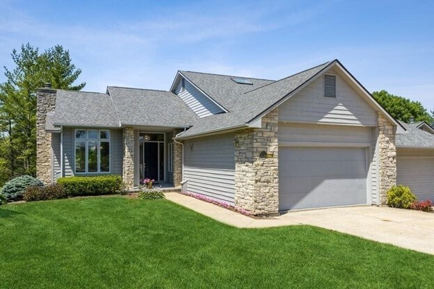 Primary Photo - 1780 Country Club Dr