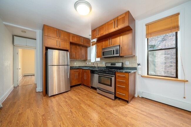 Photo - 98 North St Apartment