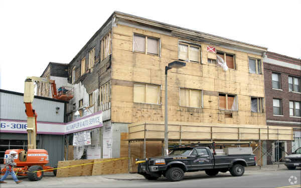 Foto del edificio - 1392 Dorchester Ave