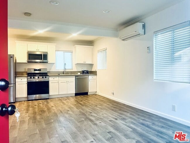 Foto del edificio - 1231 E Harvard St