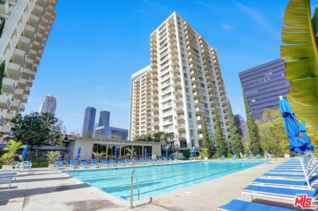 Foto del edificio - 2160 Century Pk E