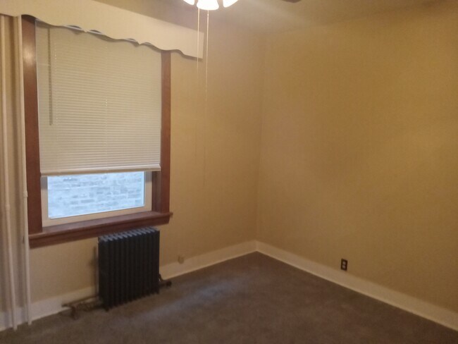 First bedroom - 5026 W Hutchinson St