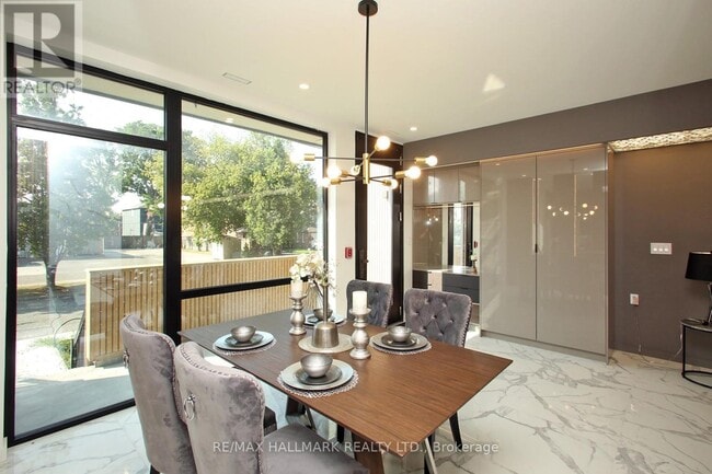 Building Photo - 4B OWEN STREET