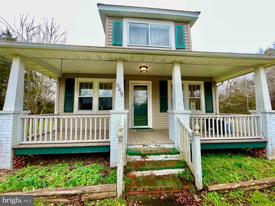 Primary Photo - 648 Caisson Rd
