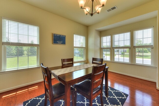 Building Photo - 18876 Timbercreek Dr