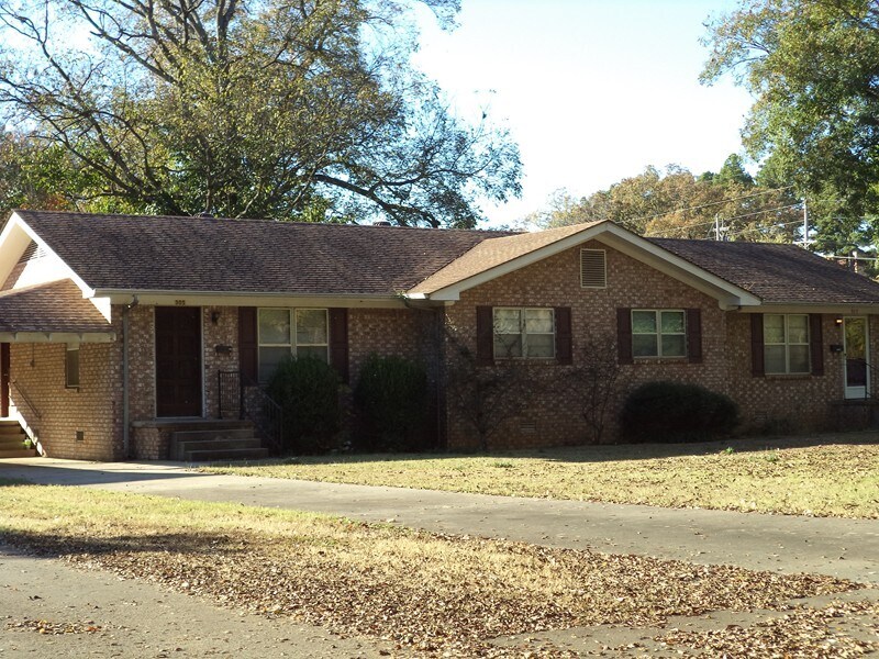 305 N Central St Unit 1, Clarksville, AR 72830 Apartment for Rent in