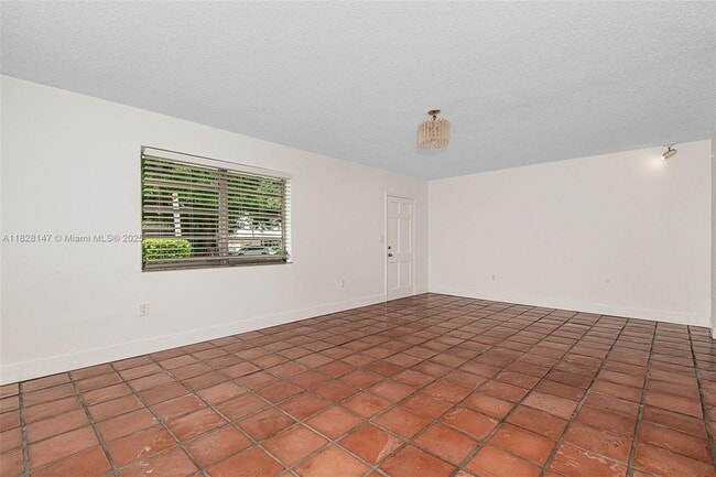 Building Photo - 309 Bird Rd