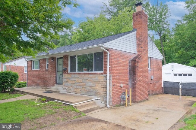 Building Photo - 1937 Lebanon St