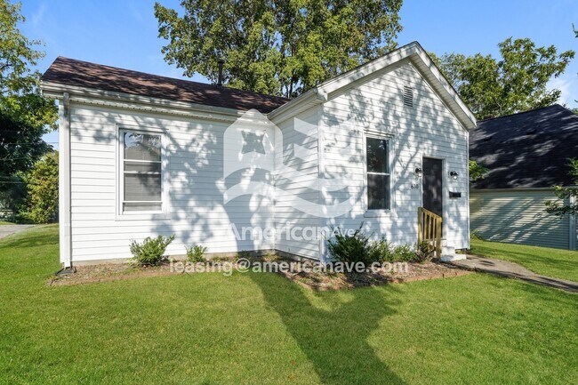 Foto del edificio - 630 W 8th St