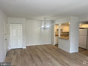 Building Photo - 10114 Campus Way S
