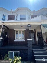 Building Photo - 719 S 57th St
