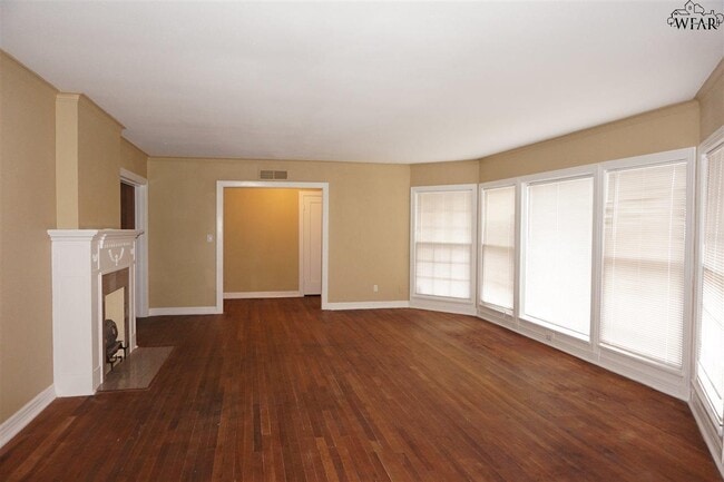 Building Photo - 2013 W Wenonah Blvd