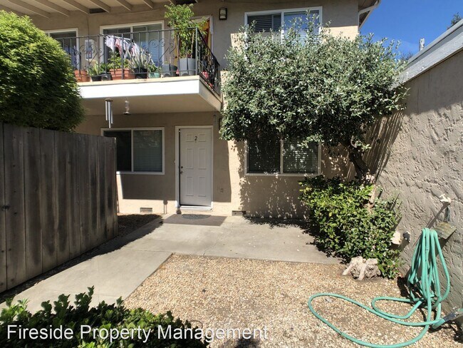 Building Photo - 3739 Underwood Dr