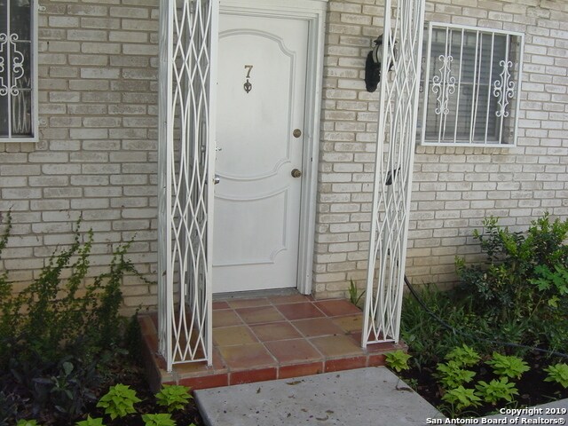 Foto del edificio - 1430 Nacogdoches Rd