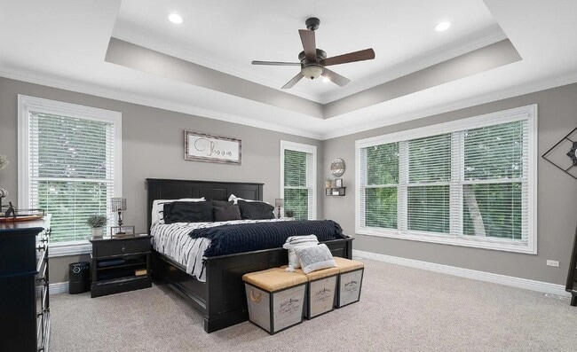 Foto del edificio - 9N660 Whispering Springs Ln