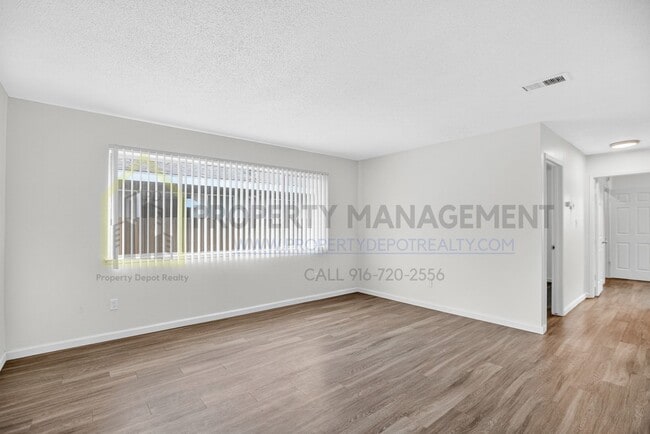 Building Photo - Arleta Ct