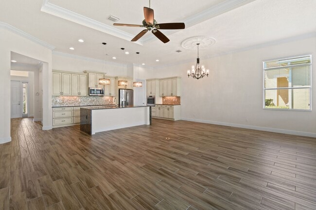 Building Photo - Beautiful home in PGA Verano
