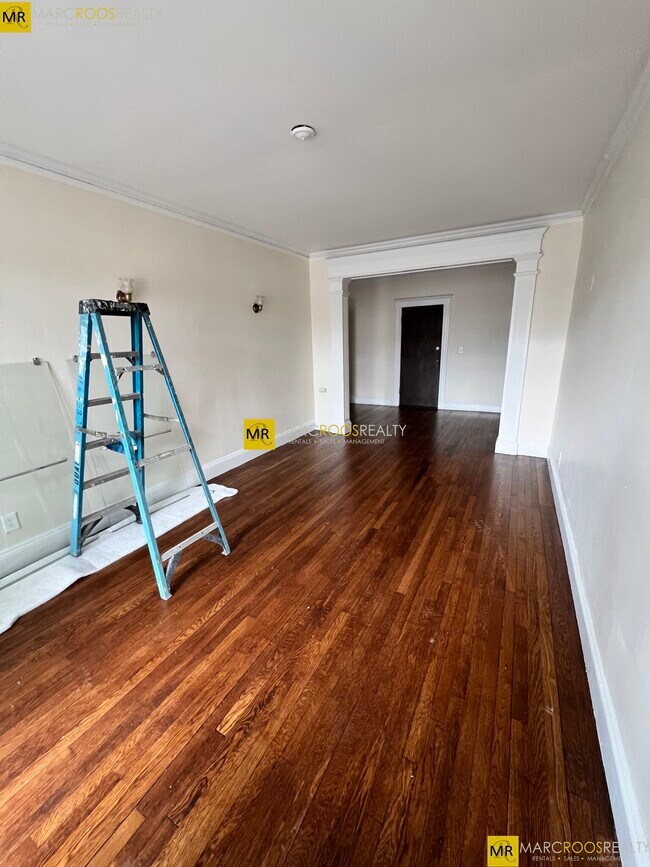 Building Photo - 21 Bostonia Ave