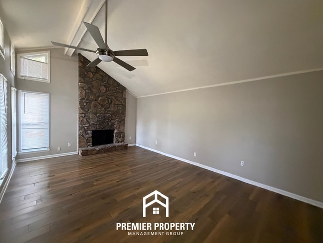 Photo - Charming 3BR/2BA Bartlett Area Home | Vaulted Ceilings, Fireplace & Stainless Steel Stove