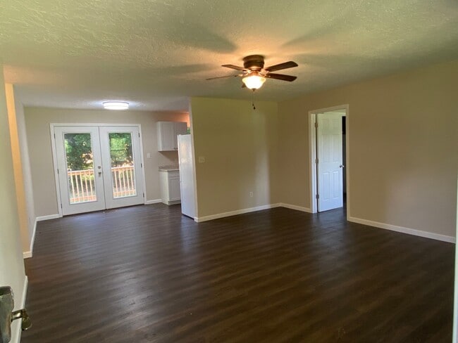 Building Photo - 3508 Choccolocco Rd