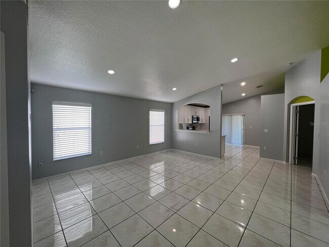 Foto del edificio - 2807 Palm Isle Wy