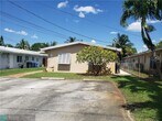 Primary Photo - 1085 NE 34th St