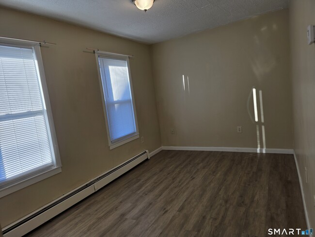 Foto del edificio - 41 Baltic St