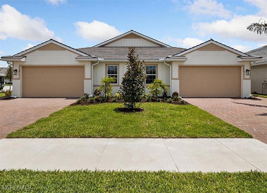 Foto principal - 1171 Tranquil Brk Dr