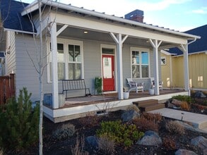 Building Photo - 2765 NW High Lakes Loop