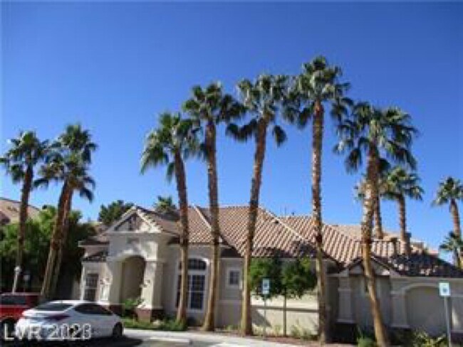 Building Photo - 5855 Valley Dr